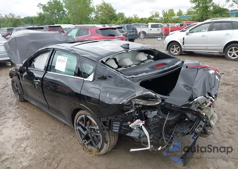 2025 Kia K4 Gt-Line from USA, damaged, VIN 3KPFW4DE9SE055658